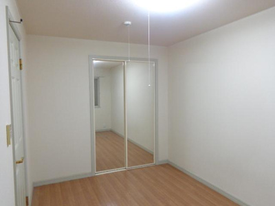 【寝室】 | ウィステリアⅠ | 洋室