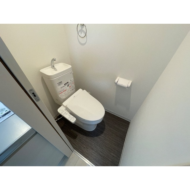 MQuarto若葉Ⅱのトイレ|落ち着いた色調のトイレです