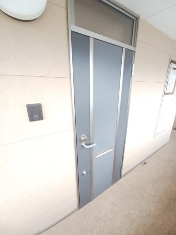 アルメゾンロシニョールの玄関|落ち着いた玄関です