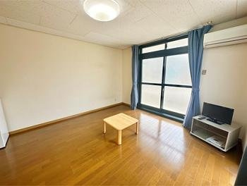 レオパレスＴＡＣＨＩＢＡＮＡの居間・リビング|備品サイズ・種類はお部屋に異なる事が御座います。※イメージ画