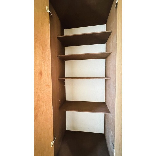 エイコウハイツＡの内装|明るい色調の室内です