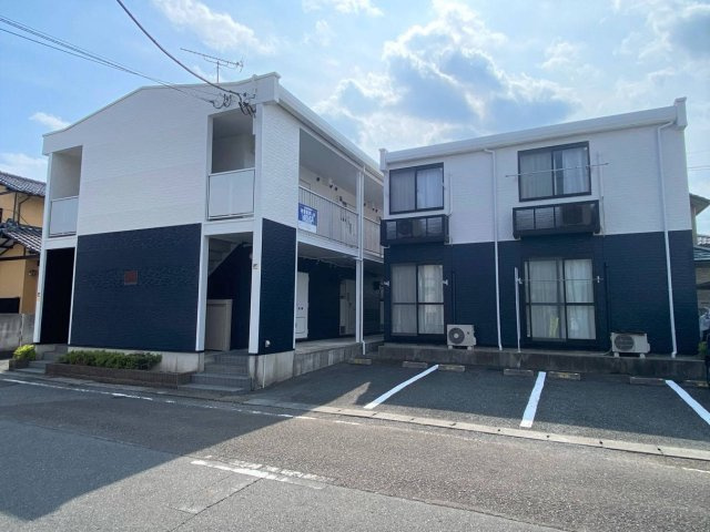 レオパレスＬｕｍｉｅｒｅの外観|外観もきれいです