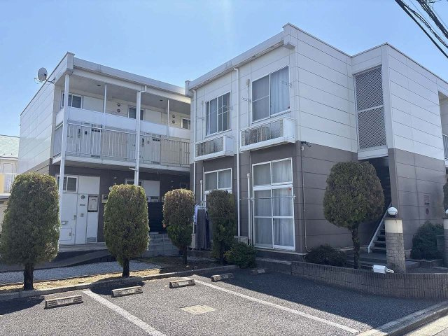 レオパレスバイオレットの外観|外はこのようになっています