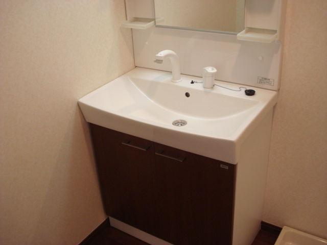 ＤモンドⅡの洗面所|洗髪洗面化粧台