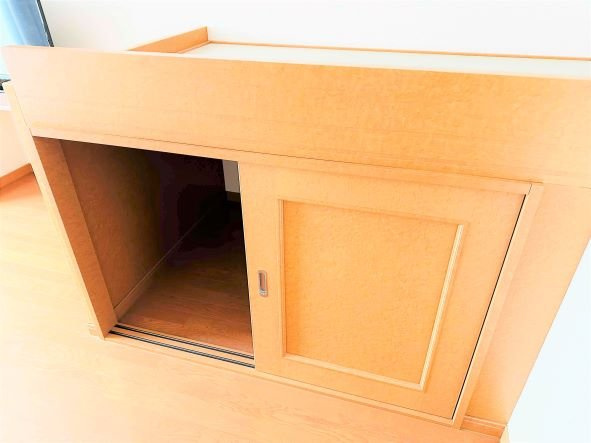 レオパレススカイクレインの内装|明るい室内です