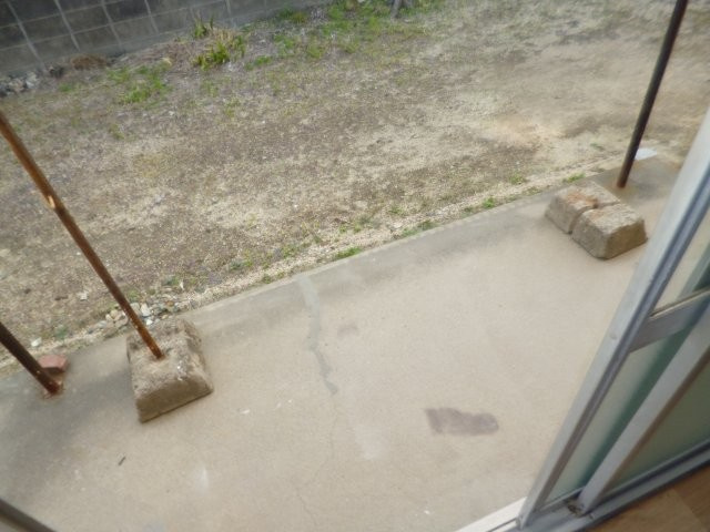 酒津多田貸家　東の庭