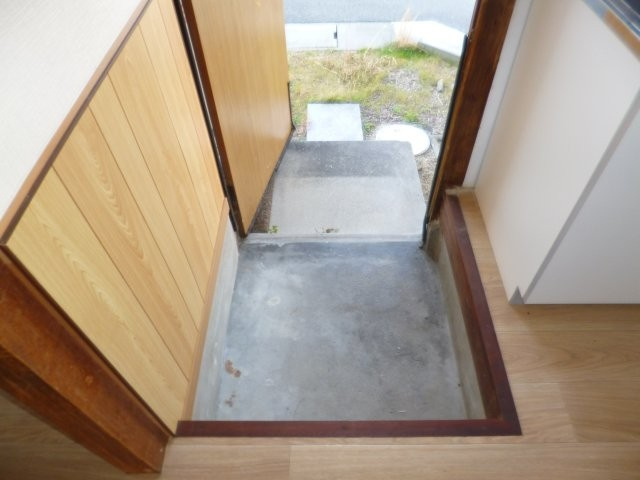 酒津多田貸家　東の内装|勝手口