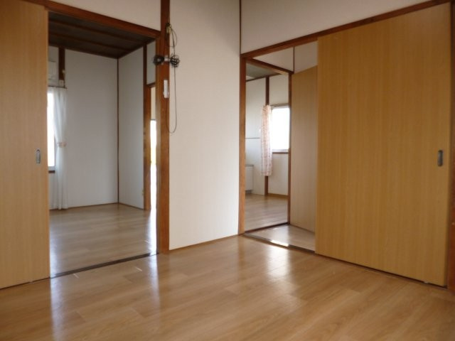 倉敷市酒津の一戸建ての洋室