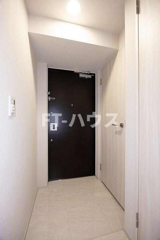 スカイグランデ津田沼の玄関