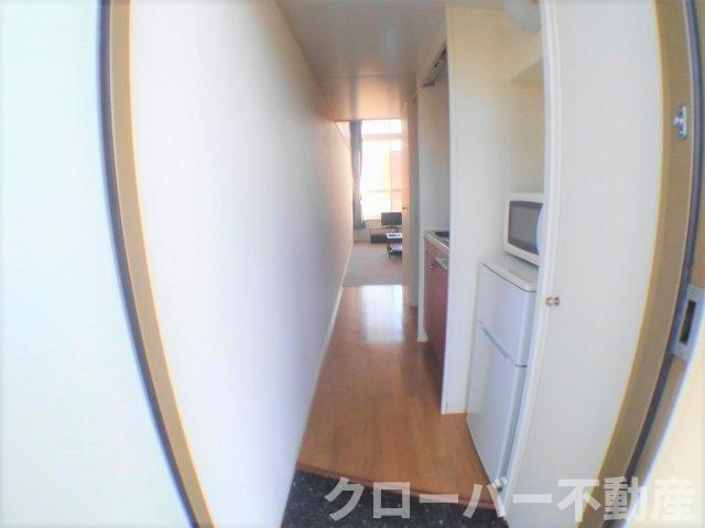 レオパレスＲｕｈｅの玄関