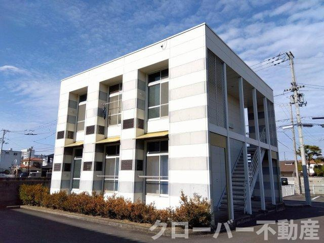 レオパレスＲｕｈｅの外観