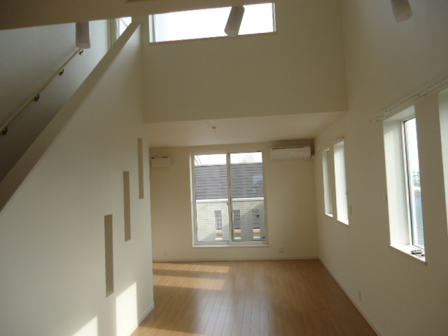 クレインテラスの居間・リビング