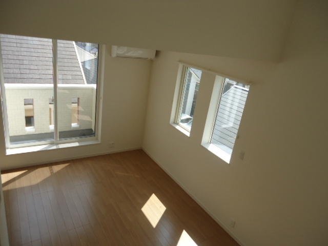 クレインテラスの居間・リビング