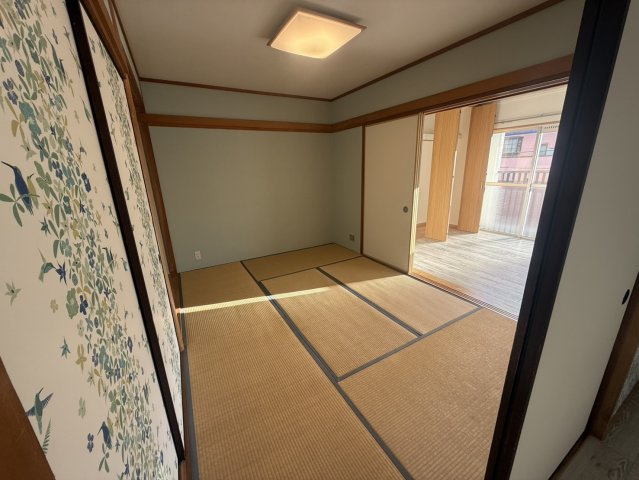プラザフェニックス千鳥ヶ丘Aの和室