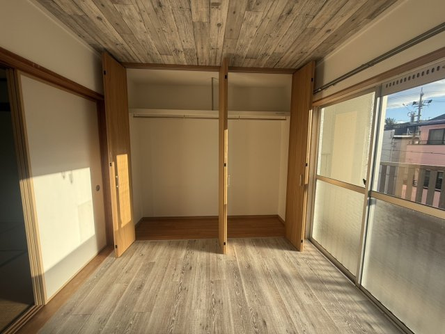 プラザフェニックス千鳥ヶ丘Aの収納