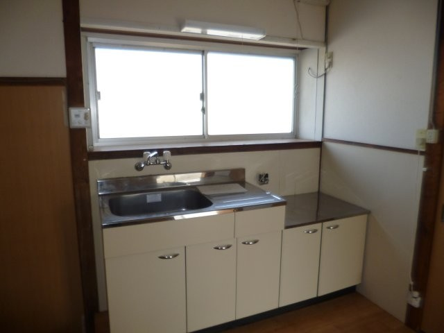 倉敷市酒津の一戸建てのキッチン