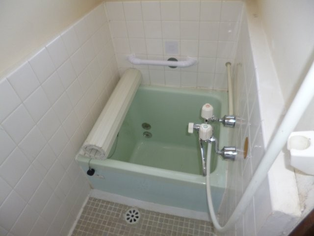 倉敷市酒津の一戸建ての浴室