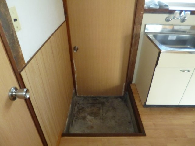 倉敷市酒津の一戸建ての内装|勝手口