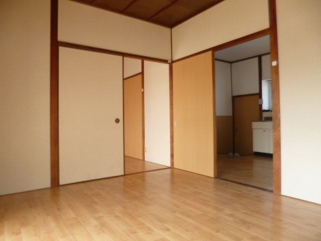 倉敷市酒津の一戸建ての洋室