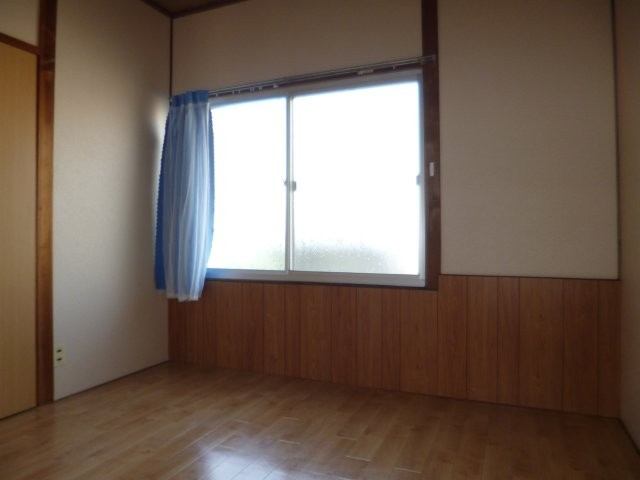倉敷市酒津の一戸建ての洋室