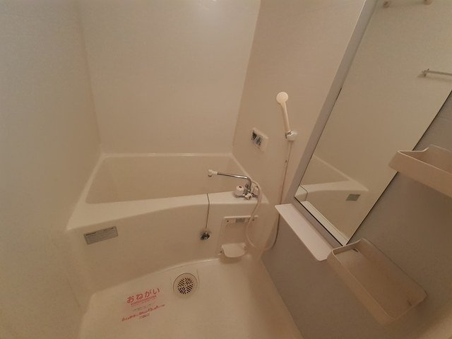 アルヴェアーレの浴室