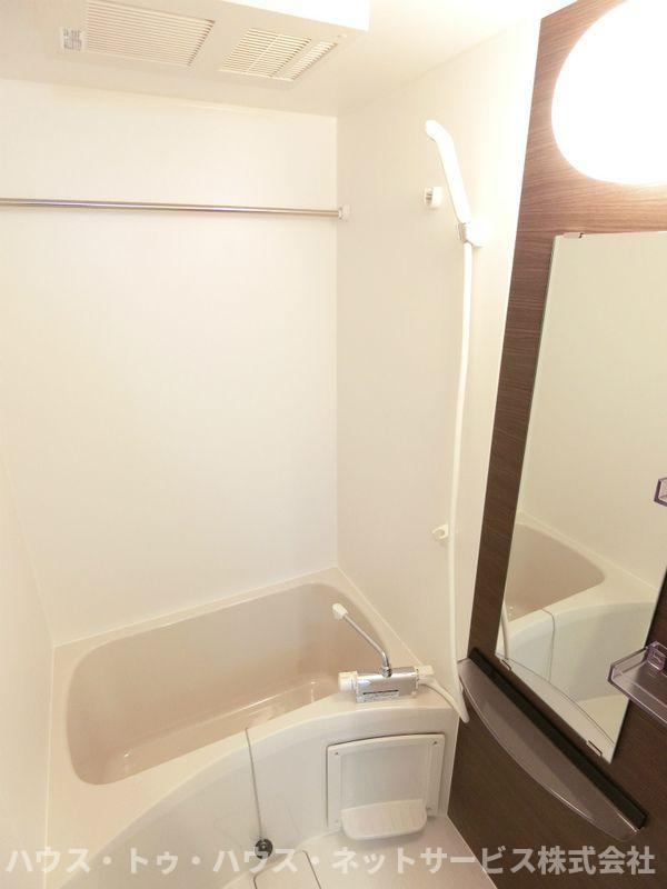 リブリ・C Westの浴室