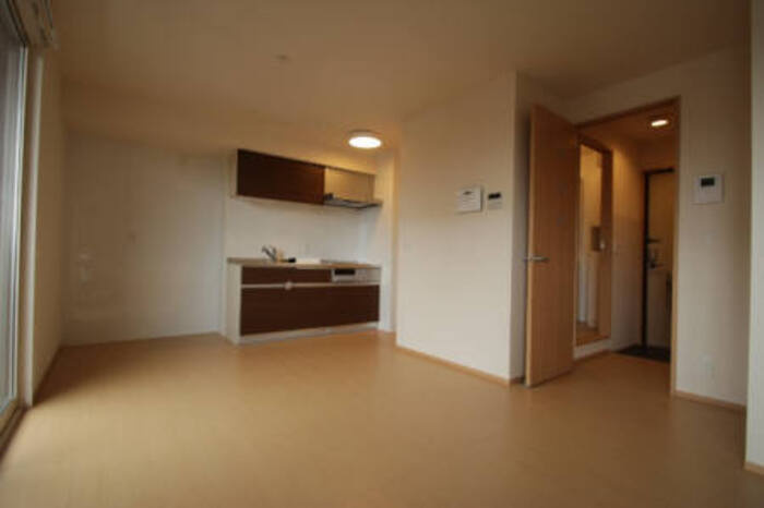 プルミエ　A棟の居間・リビング