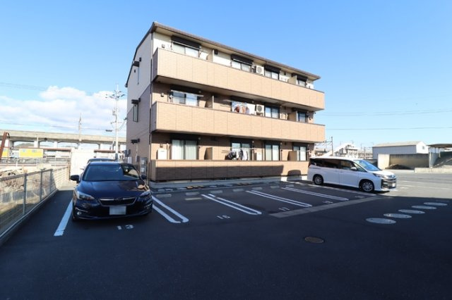 プルミエ　A棟の駐車場