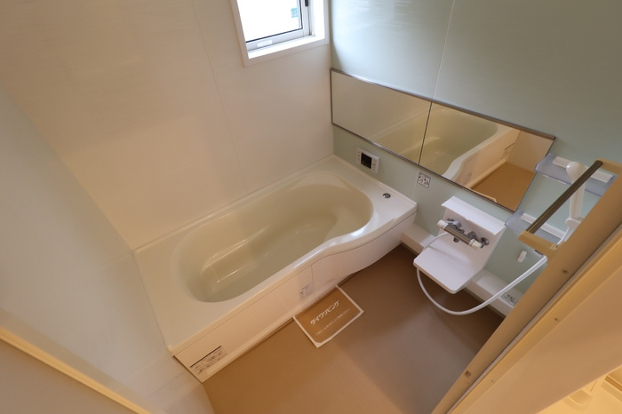 エルヴィリア野田の浴室