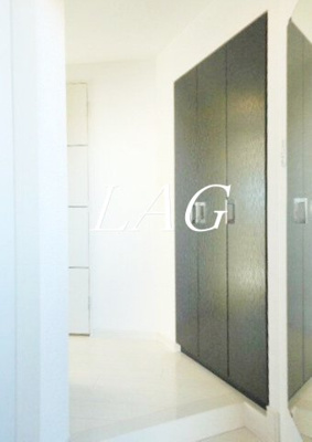 【玄関】 | ガーラ・シティ王子 | 玄関です。