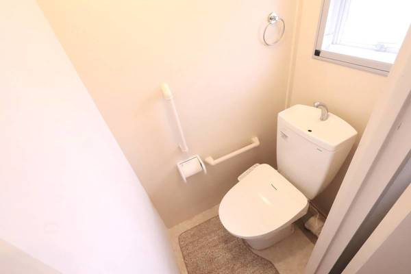 ビレッジハウス志染10号棟のトイレ|モデルルームの写真です