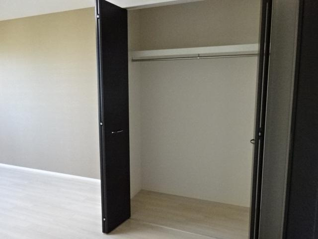 エチュード鳩羽の収納|クローゼット（イメージ）