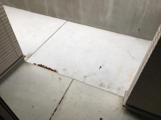 ヒルトップ屋敷町の内装|テラス