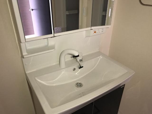 ヒルトップ屋敷町の洗面所|洗面