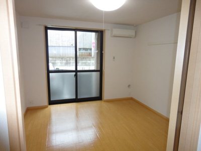 【内装】 | Ｂｌｅｓｓｉｎｇ | 洋室