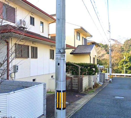須磨区東白川台1丁目　売土地の前面道路含む現地写真