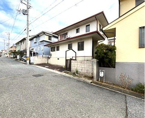須磨区東白川台1丁目　売土地の前面道路含む現地写真