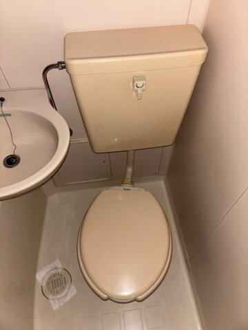 コートニュータウンのトイレ|コンパクトで使いやすいトイレです