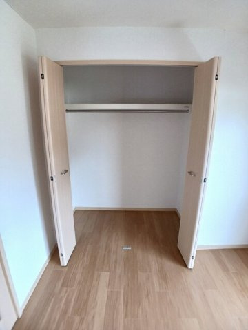 ガーデンパークＡの収納