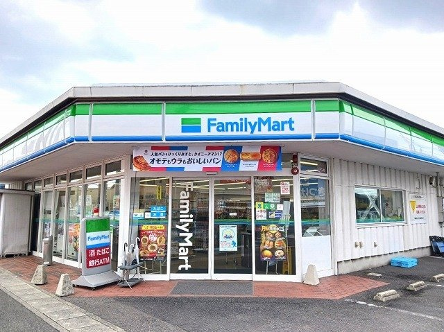 アンフィニ・フォレの周辺|ファミリーマートまで800m