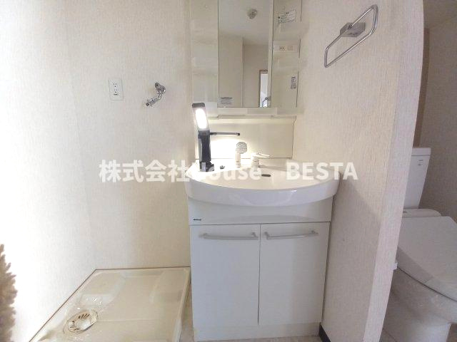 S-FORT神戸小河通の独立洗面台