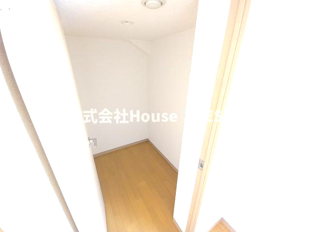 S-FORT神戸小河通の収納