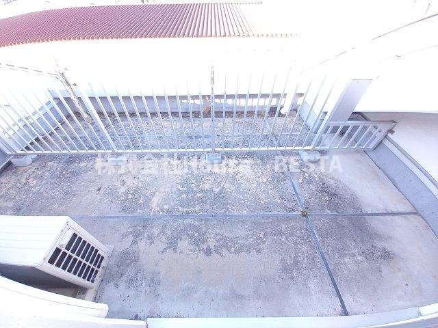 S-FORT神戸小河通のバルコニー