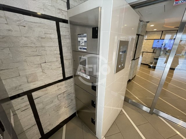 SERENiTE谷町croixのその他共用部分|SERENiTE谷町croix（セレニテ谷町クロワ）　宅配ボックス