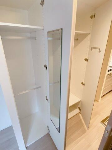 プラウドフラット上野松が谷の収納