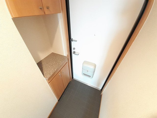 フォルシュ２２の玄関