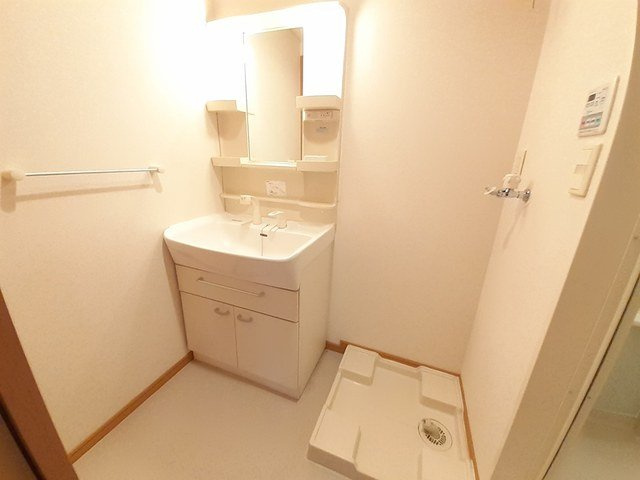 フォルシュ２２の洗面所