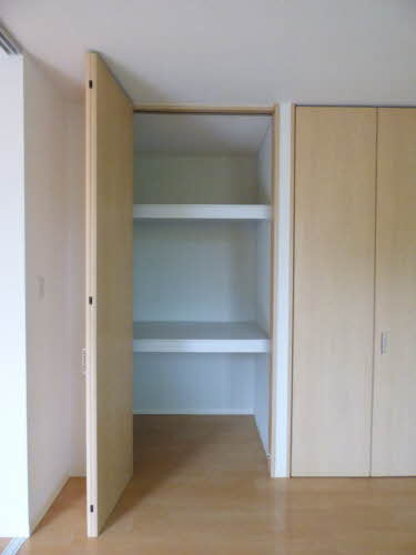 シャーメゾンHIRA　B棟の収納