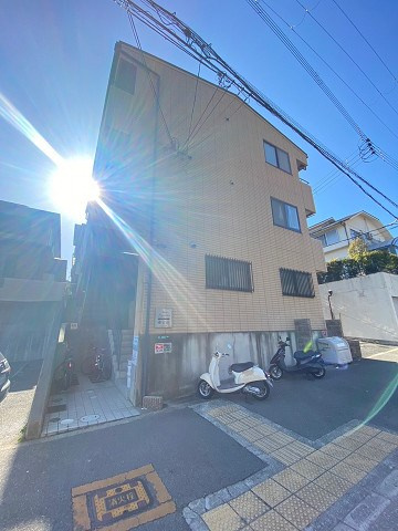 アリアーレ愛宕山の外観