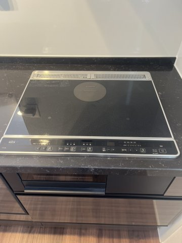 エンジェル榮のキッチン|コンパクトなキッチンで掃除もラクラク